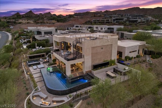 32 Highland Cove Lane, Henderson, NV 89011