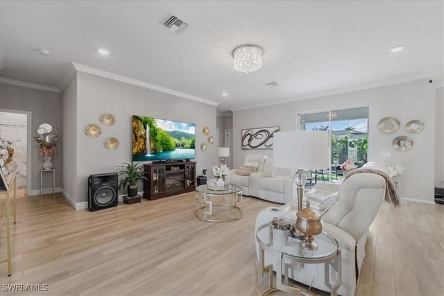 1025 NW 7th PL, Cape Coral, FL 33993