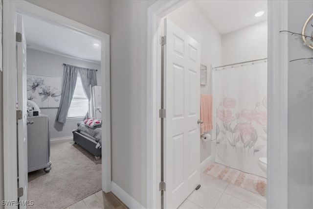 1025 NW 7th PL, Cape Coral, FL 33993