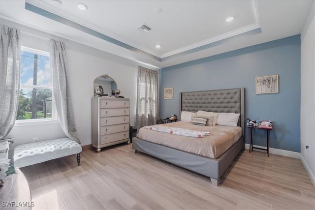 1025 NW 7th PL, Cape Coral, FL 33993