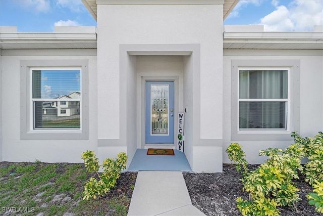 1025 NW 7th PL, Cape Coral, FL 33993
