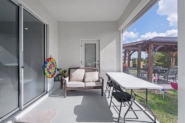 1025 NW 7th PL, Cape Coral, FL 33993