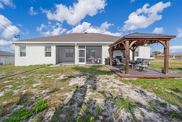 1025 NW 7th PL, Cape Coral, FL 33993