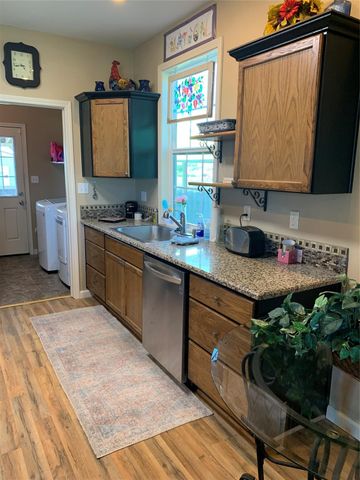 142 Tarpon Drive, Palacios, TX 77465