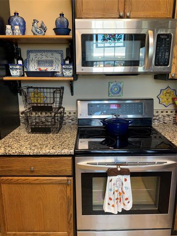 142 Tarpon Drive, Palacios, TX 77465