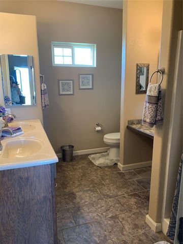142 Tarpon Drive, Palacios, TX 77465