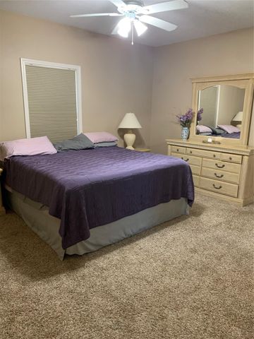 142 Tarpon Drive, Palacios, TX 77465