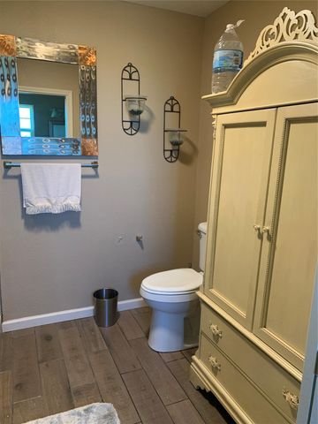 142 Tarpon Drive, Palacios, TX 77465