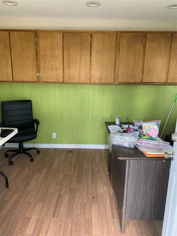 142 Tarpon Drive, Palacios, TX 77465