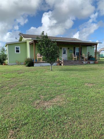 142 Tarpon Drive, Palacios, TX 77465