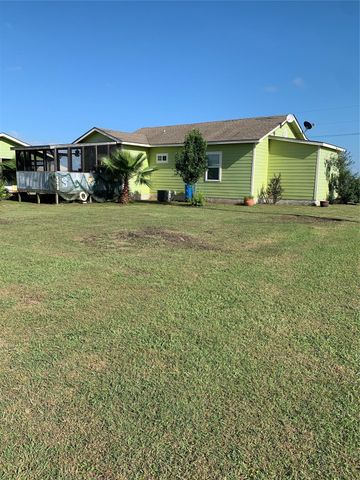 142 Tarpon Drive, Palacios, TX 77465