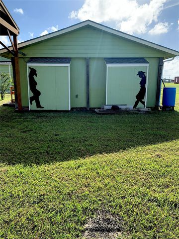 142 Tarpon Drive, Palacios, TX 77465