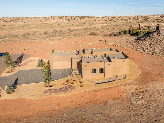 2 Bobcat Court, Placitas, NM 87043