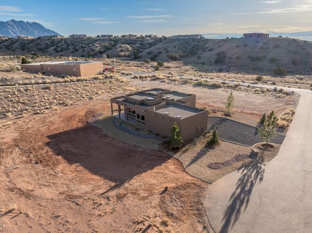 2 Bobcat Court, Placitas, NM 87043