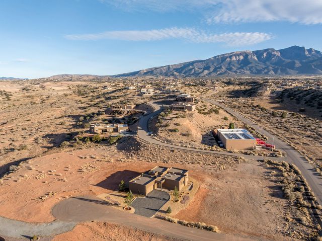 2 Bobcat Court, Placitas, NM 87043
