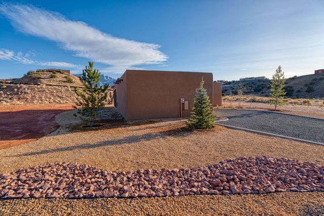 2 Bobcat Court, Placitas, NM 87043