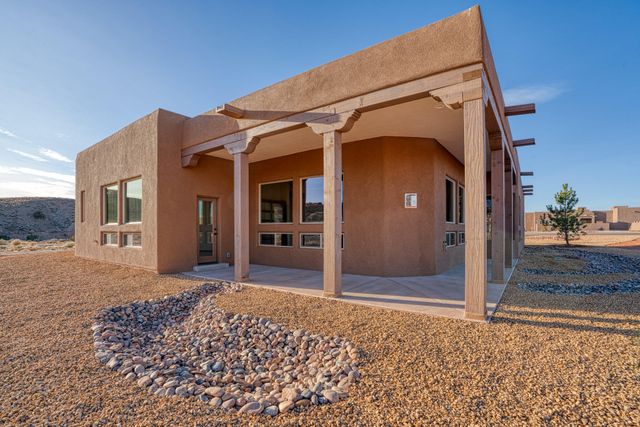 2 Bobcat Court, Placitas, NM 87043