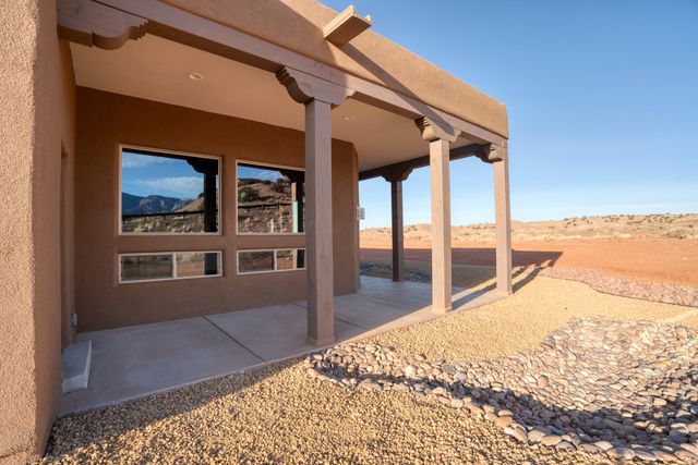 2 Bobcat Court, Placitas, NM 87043