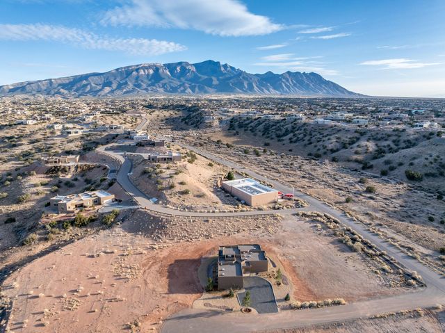 2 Bobcat Court, Placitas, NM 87043