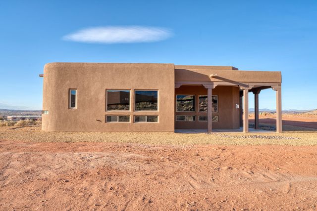 2 Bobcat Court, Placitas, NM 87043