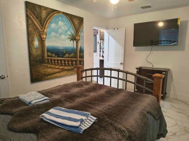 2206 Coolidge Street Unit A, Hollywood, FL 33020