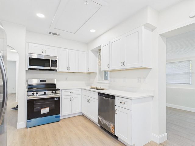 201 E MAIN STREET, Haines City, FL 33844