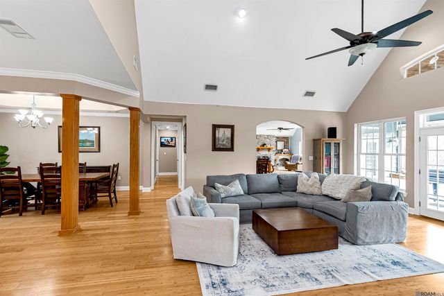 7754 Sligo Rd, St Francisville, LA 70775