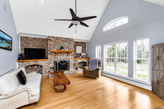 7754 Sligo Rd, St Francisville, LA 70775