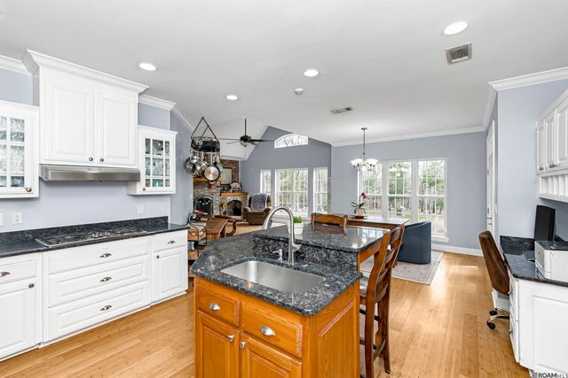 7754 Sligo Rd, St Francisville, LA 70775