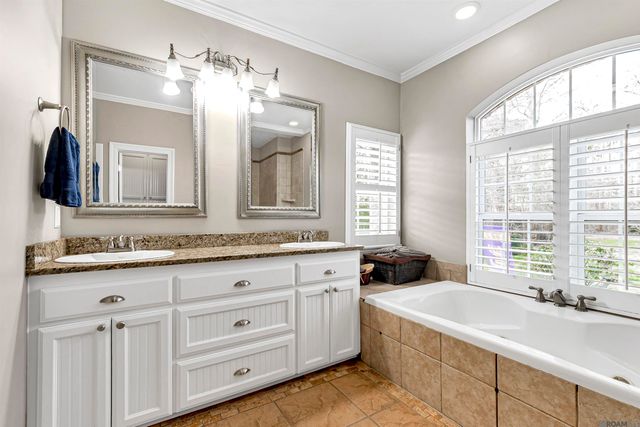 7754 Sligo Rd, St Francisville, LA 70775