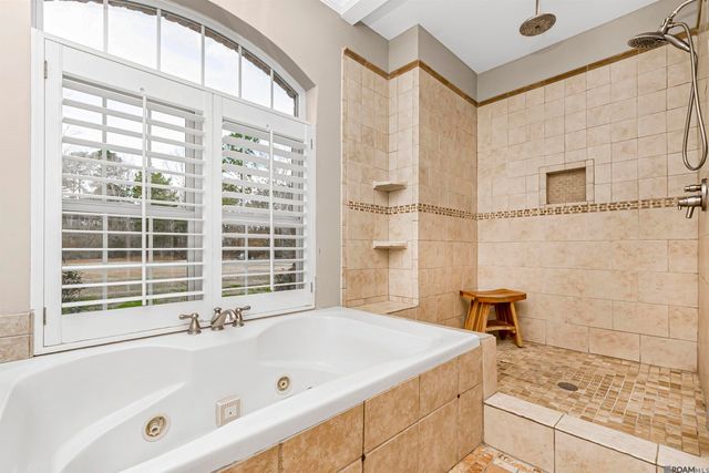 7754 Sligo Rd, St Francisville, LA 70775