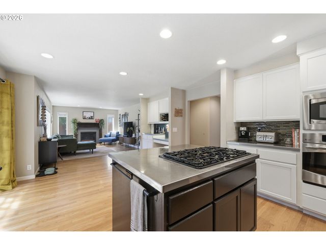 3266 SAINT CROIX St, Eugene, OR 97408