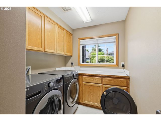 3266 SAINT CROIX St, Eugene, OR 97408