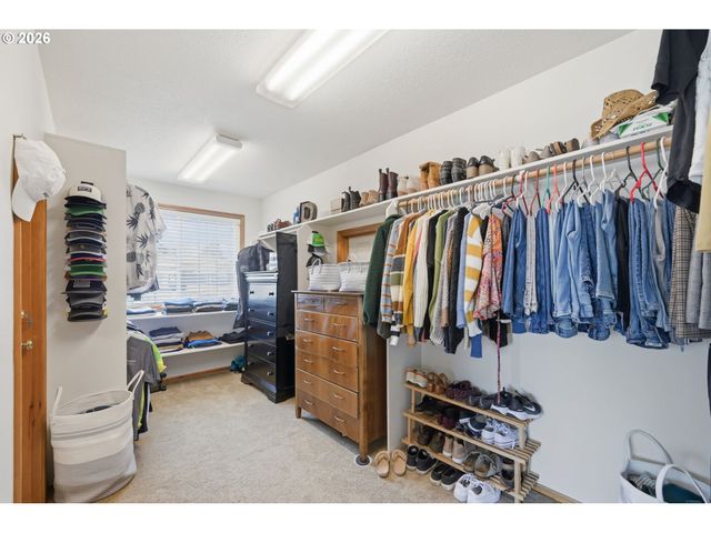 3266 SAINT CROIX St, Eugene, OR 97408