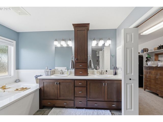 3266 SAINT CROIX St, Eugene, OR 97408