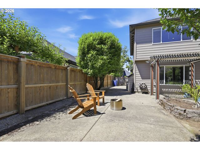 3266 SAINT CROIX St, Eugene, OR 97408