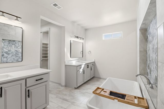 413 Holly Court SE, Rio Rancho, NM 87124