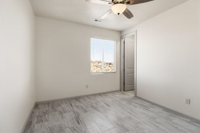 413 Holly Court SE, Rio Rancho, NM 87124