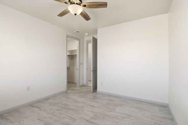 413 Holly Court SE, Rio Rancho, NM 87124