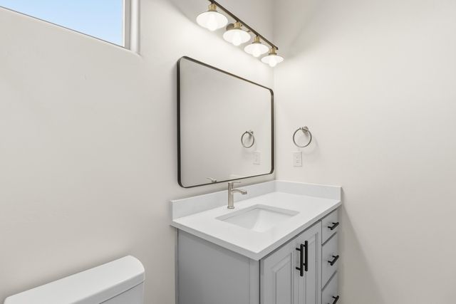 413 Holly Court SE, Rio Rancho, NM 87124