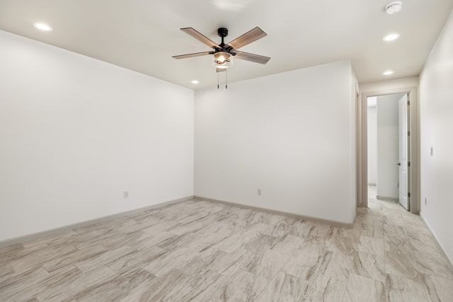 413 Holly Court SE, Rio Rancho, NM 87124