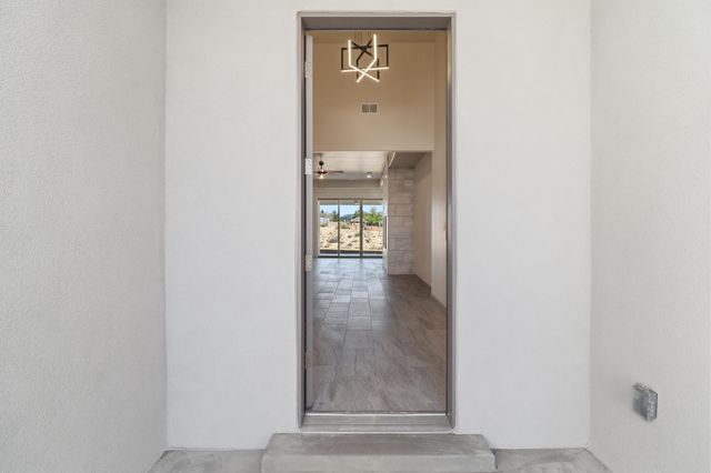 413 Holly Court SE, Rio Rancho, NM 87124