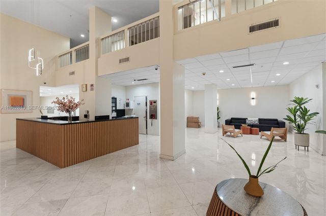 2780 NE 183rd St 1204, Aventura, FL 33160