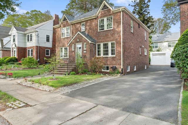 316 Russett Road, Brookline, MA 02467