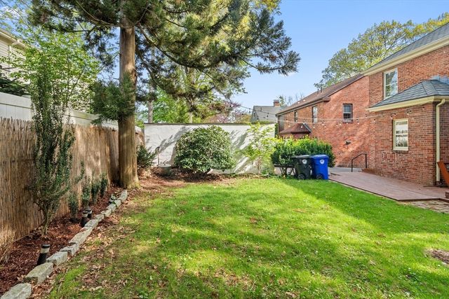 316 Russett Road, Brookline, MA 02467