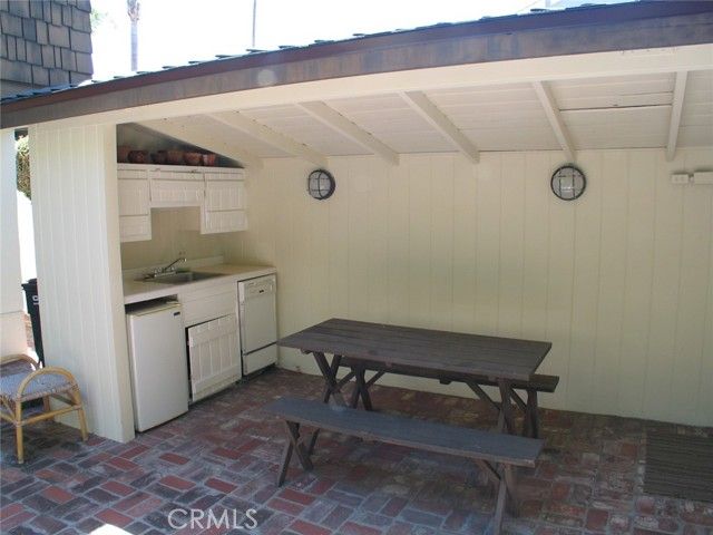 1610 Park Avenue, Newport Beach, CA 92662