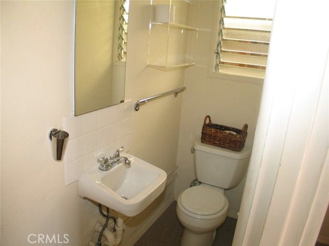 1610 Park Avenue, Newport Beach, CA 92662