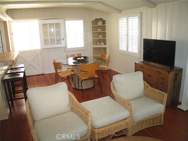 1610 Park Avenue, Newport Beach, CA 92662