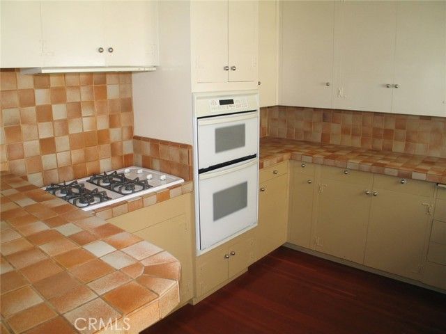 1610 Park Avenue, Newport Beach, CA 92662