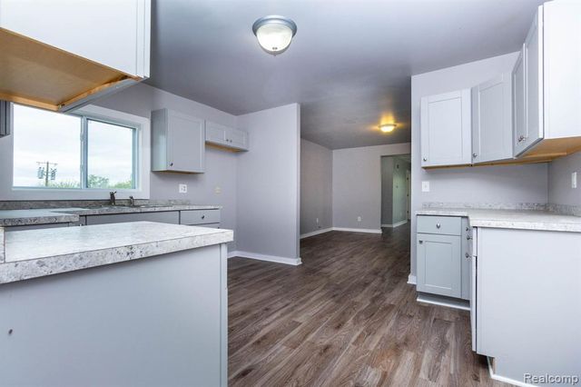 1545 N Van Dyke Road, Imlay City, MI 48444